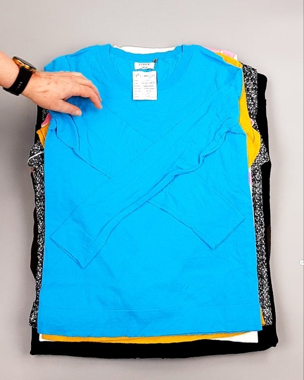 Фотография  914 - Джемпера легкие СТОК CAN 084#7 кг, ЛОТ №7632 оптом в Кемерово и Кемеровской области