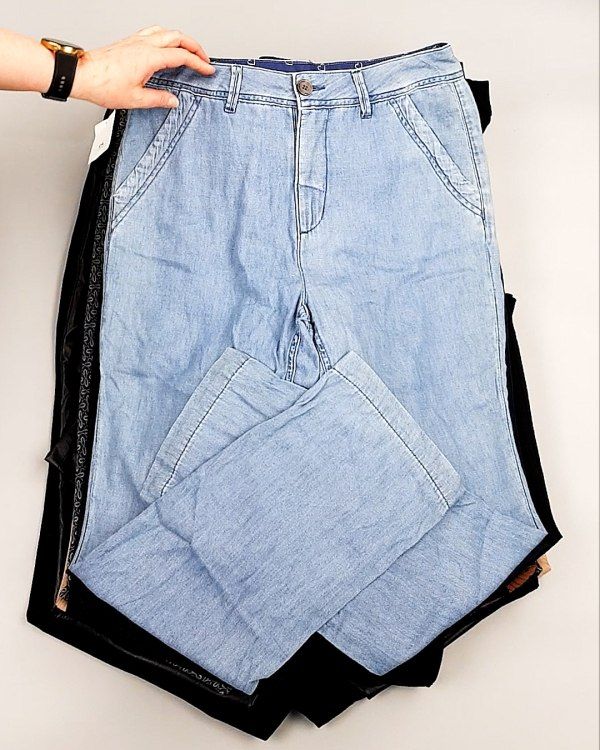 Фотография  320 - Брюки женские лето C&A 025#10 кг, ЛОТ №7894 оптом в Кемерово и Кемеровской области