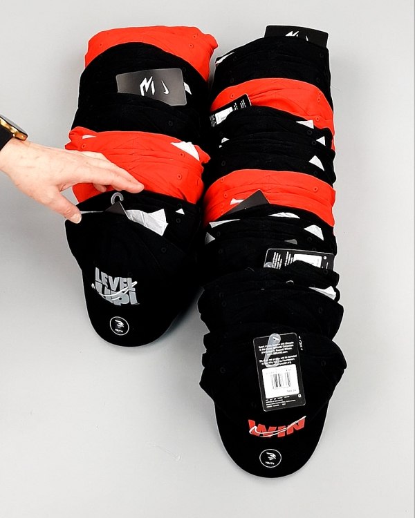 Фотография  252 - Кепки детские CAN 084#5 кг, ЛОТ №7964 оптом в Кемерово и Кемеровской области