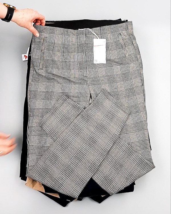 Фотография  792 - Брюки женские лето C&A 025#10 кг оптом в Кемерово и Кемеровской области