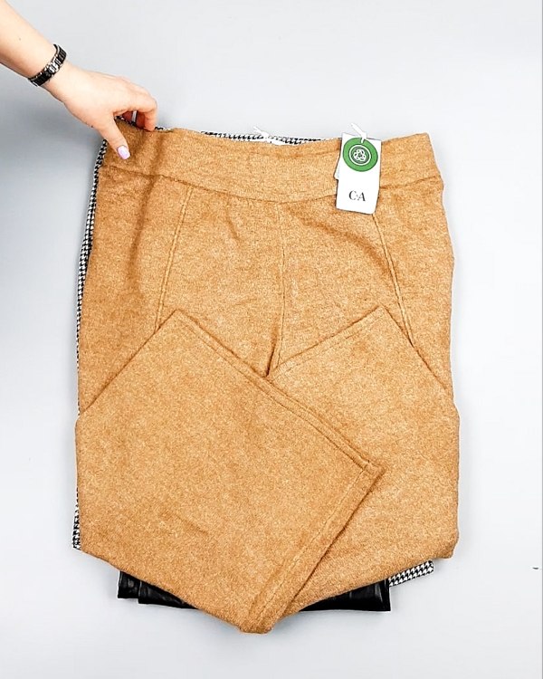 Фотография  909 - Брюки женские зима C&A 025#10 кг, ЛОТ №7908 оптом в Кемерово и Кемеровской области