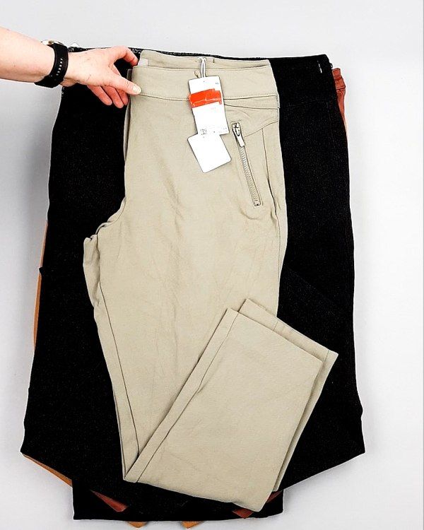 Фотография  868 - Брюки женские лето C&A 025#10 кг, ЛОТ №7893 оптом в Кемерово и Кемеровской области