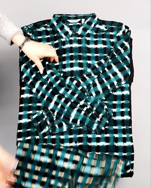 Фотография  511 - B.YOUNG Summer mix 035#15 кг, ЛОТ №8201 оптом в Кемерово и Кемеровской области