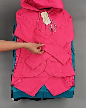 Купить Спортивные костюмы  AD83#10 шт, ЛОТ №8639 оптом в Кемерово и Кемеровской области