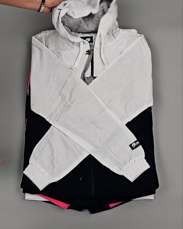 Фотография  974 - Спортивные костюмы  AD83#4 шт, ЛОТ №8637 оптом в Кемерово и Кемеровской области