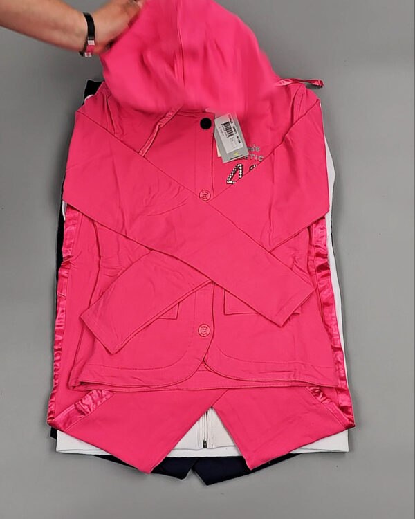 Фотография  823 - Спортивные костюмы  AD83#4 шт, ЛОТ №8637 оптом в Кемерово и Кемеровской области