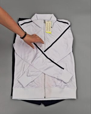 Фотография  572 - Спортивные костюмы  AD83#4 шт, ЛОТ №8637 оптом в Кемерово и Кемеровской области