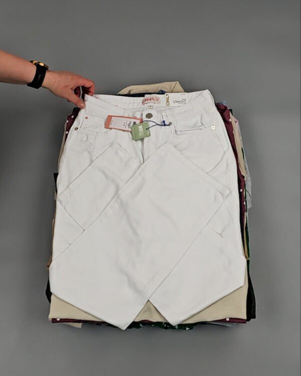 Фотография  656 - ONLY Summer mix 045#15 кг, ЛОТ №8516 оптом в Кемерово и Кемеровской области