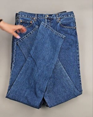 Фотография  858 - Джинсы LEVIS муж #6,2 кг, ЛОТ №8758 оптом в Кемерово и Кемеровской области