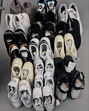 Купить Кроссовки Reebok#23 шт, ЛОТ №8895 оптом в Кемерово и Кемеровской области