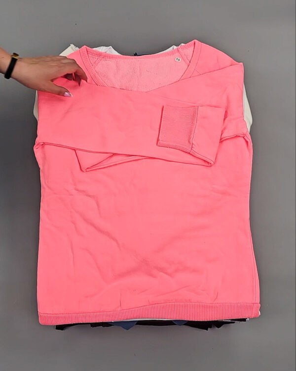 Фотография  743 - CIRCUS mix #12,1 кг, ЛОТ №8808 оптом в Кемерово и Кемеровской области