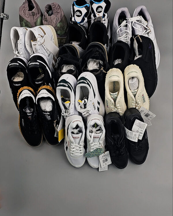 Фотография  625 - Кроссовки Reebok#23 шт, ЛОТ №8895 оптом в Кемерово и Кемеровской области