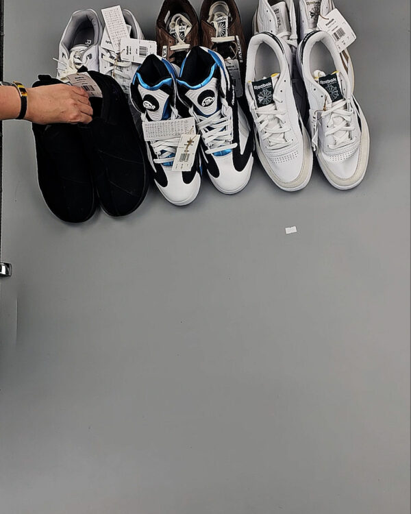 Фотография  826 - Кроссовки Reebok#23 шт, ЛОТ №8896 оптом в Кемерово и Кемеровской области