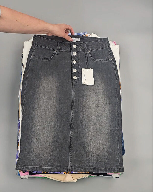 Фотография  734 - B.YOUNG Summer mix 045#17 кг оптом в Кемерово и Кемеровской области