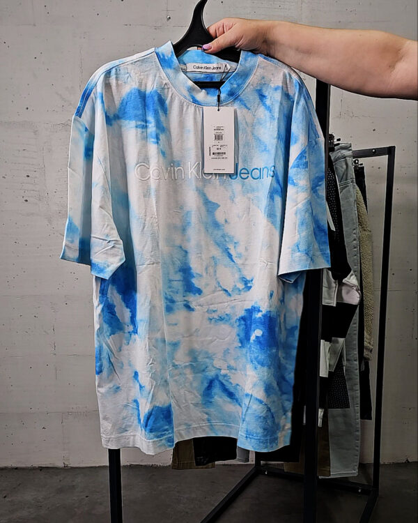 Фотография  865 - LACOSTE, CALVIN KLEIN, TOMMY HILFIGER, GUESS + 075#20 шт, ЛОТ №9072 оптом в Кемерово и Кемеровской области