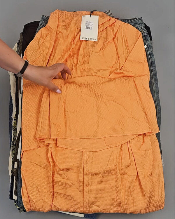 Фотография  194 - GESTUZ mix 075#24 шт, ЛОТ №9018 оптом в Кемерово и Кемеровской области