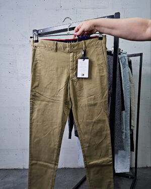 Фотография  571 - LACOSTE, CALVIN KLEIN, TOMMY HILFIGER, GUESS + 075#20 шт, ЛОТ №9072 оптом в Кемерово и Кемеровской области