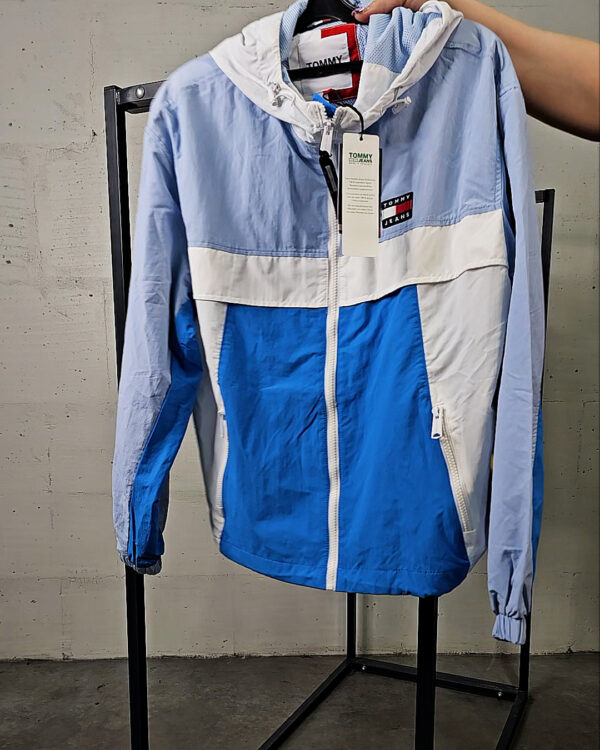 Фотография  796 - LACOSTE, CALVIN KLEIN, TOMMY HILFIGER, GUESS + 075#21 шт, ЛОТ №9077 оптом в Кемерово и Кемеровской области