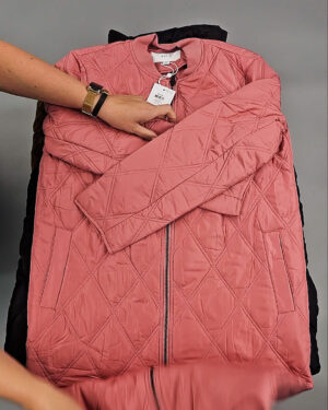 Фотография  643 - Верхняя одежда VILA#10 кг оптом в Кемерово и Кемеровской области