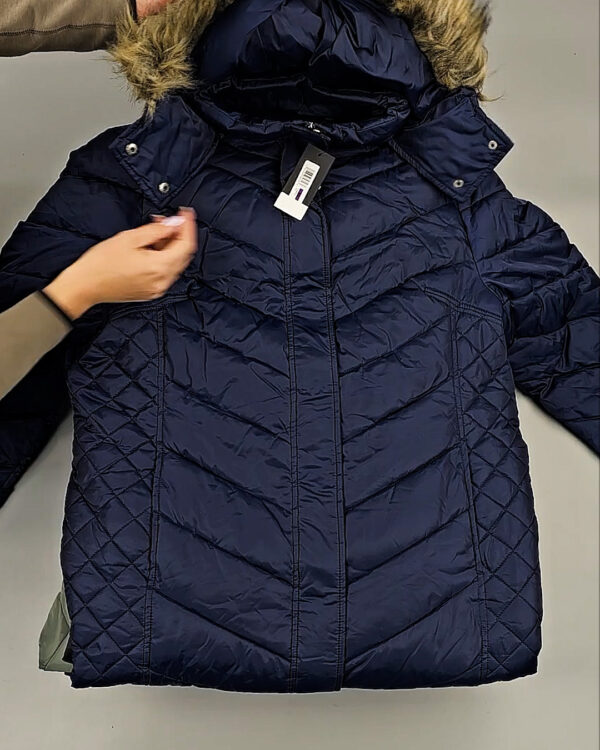 Фотография  995 - Верхняя одежда женская CAN 104#15 кг, ЛОТ СТ-9349 оптом в Кемерово и Кемеровской области