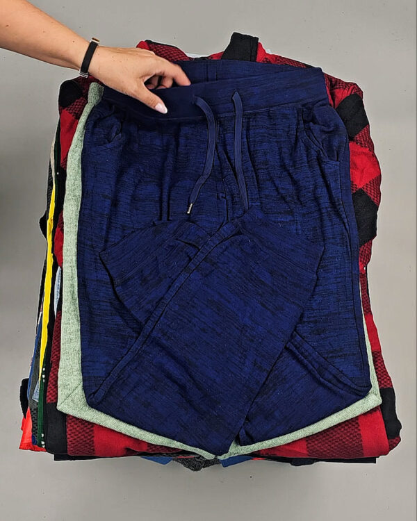 Фотография  216 - LIDL Winter mix 124#15 кг, ЛОТ №9147 оптом в Кемерово и Кемеровской области