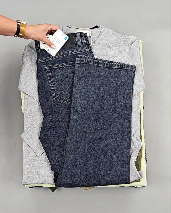 Фотография  861 - CASUAL FRIDAY Summer 075#15,6 кг, ЛОТ № СТ-9273 оптом в Кемерово и Кемеровской области