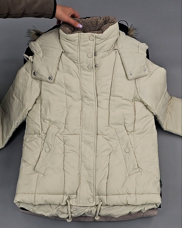 Фотография  727 - Верхняя одежда женская CAN 104#15 кг, ЛОТ СТ-9350 оптом в Кемерово и Кемеровской области