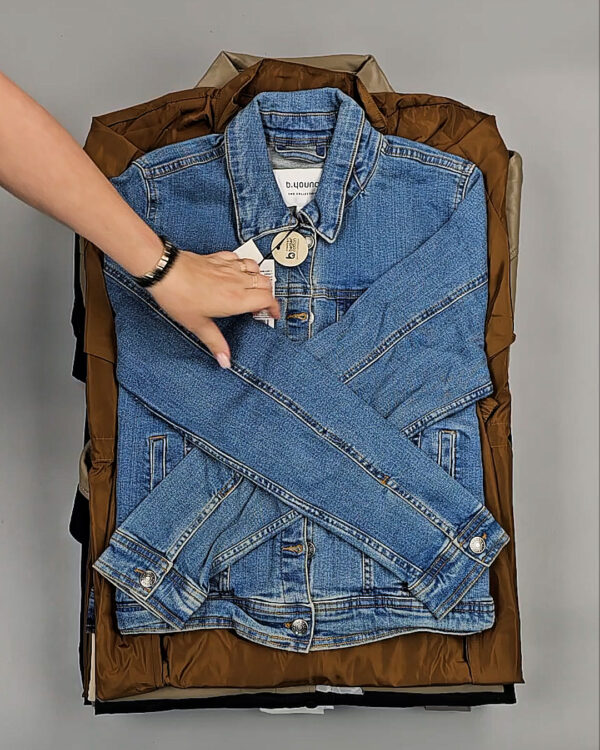 Фотография  855 - Ветровки Bestseller+DK 035#10 кг, ЛОТ СТ-9399 оптом в Кемерово и Кемеровской области