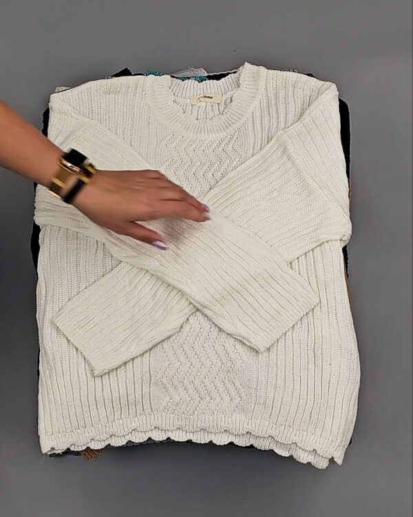 Фотография  880 - Джемпера Корея 085#7 кг, ЛОТ СТ-9414 оптом в Кемерово и Кемеровской области