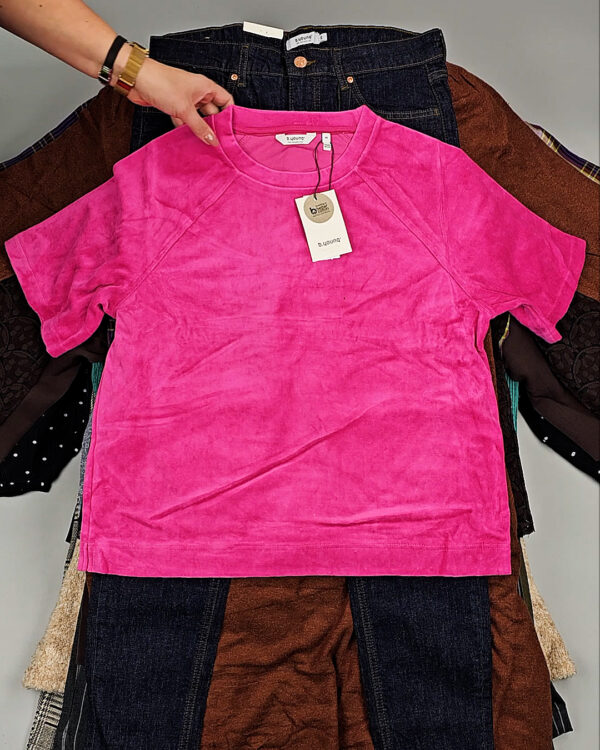 Фотография  590 - B.YOUNG Winter mix 104#15 кг, ЛОТ СТ-9524 оптом в Кемерово и Кемеровской области