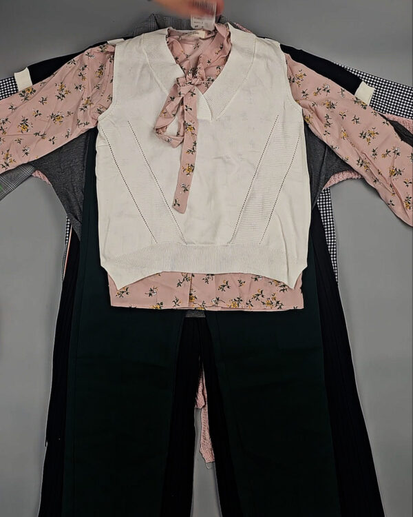 Фотография  329 - Комплекты жен Корея 085#5 кг, ЛОТ СТ-9574 оптом в Кемерово и Кемеровской области