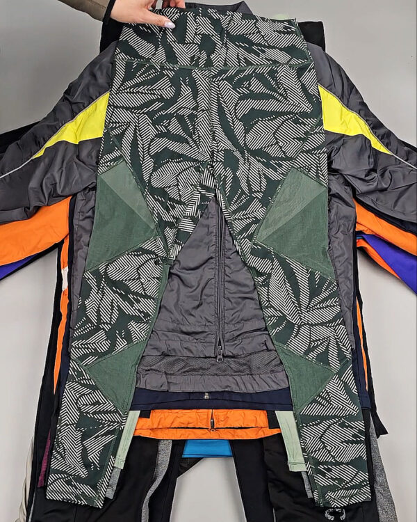 Фотография  407 - Спорт#25 кг, ЛОТ № СХ-0168 оптом в Кемерово и Кемеровской области