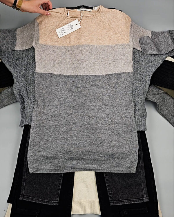 Фотография  793 - Bestseller Winter mix 104#15 кг, ЛОТ № СТ-9526 оптом в Кемерово и Кемеровской области