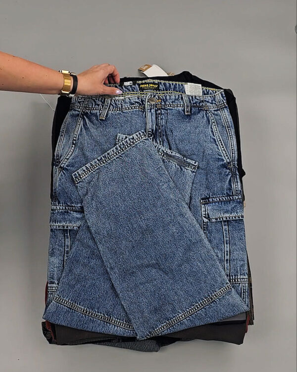 Фотография  959 - Мужской зимний микс JACK JONES, 20 кг, ЛОТ № СТ-9446 оптом в Кемерово и Кемеровской области