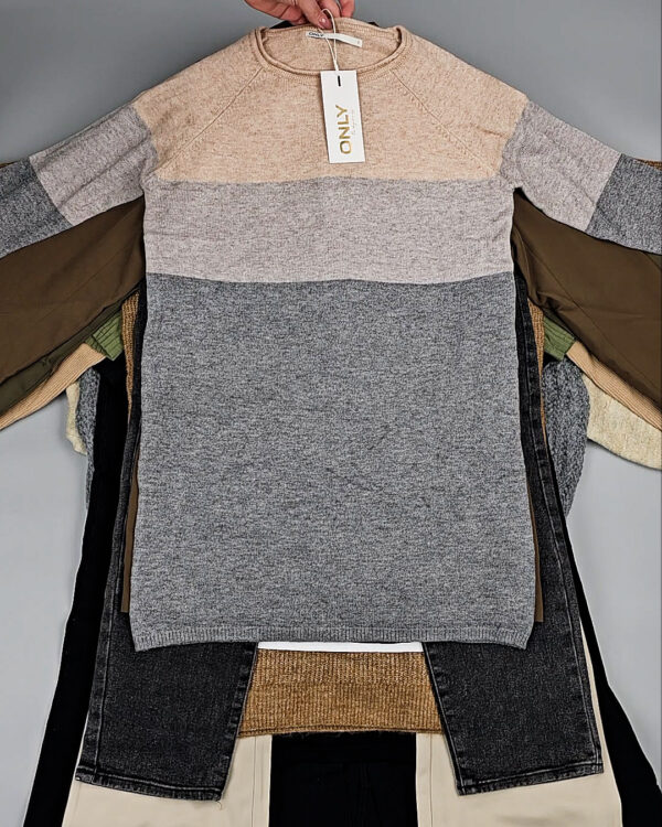 Фотография  957 - Bestseller Winter mix 104#15 кг, ЛОТ № СТ-9525 оптом в Кемерово и Кемеровской области