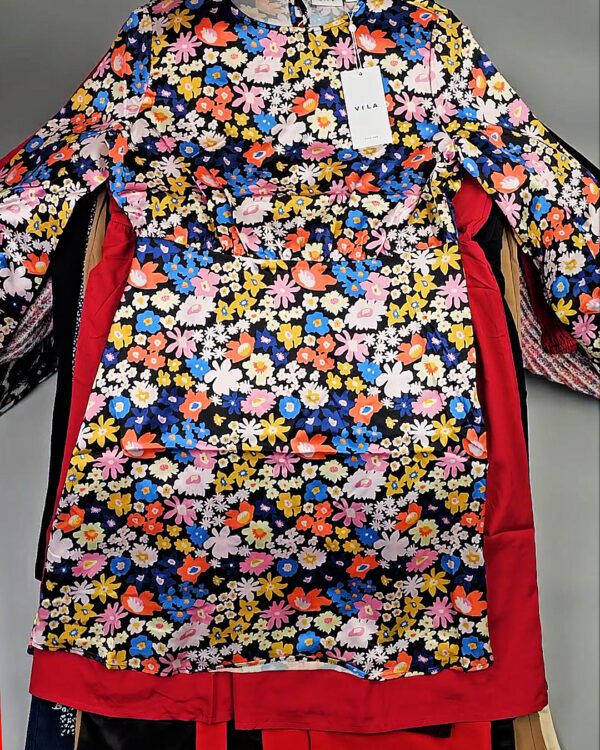 Фотография  228 - VILA Winter MIX 064#15 кг, ЛОТ СТ-9815 оптом в Кемерово и Кемеровской области