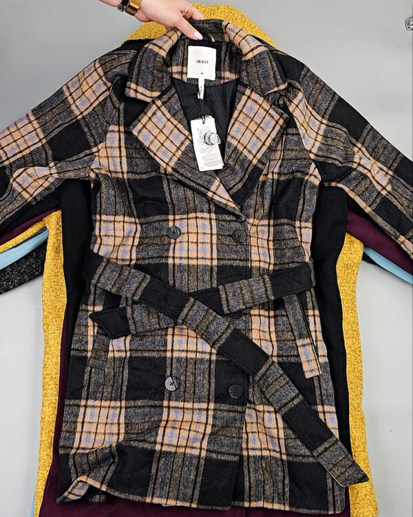 Фотография  961 - Пальто Bestseller 104#10 кг оптом в Кемерово и Кемеровской области