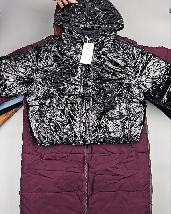 Фотография  973 - Верхняя одежда VILA 104#10 кг, ЛОТ СТ-9716 оптом в Кемерово и Кемеровской области