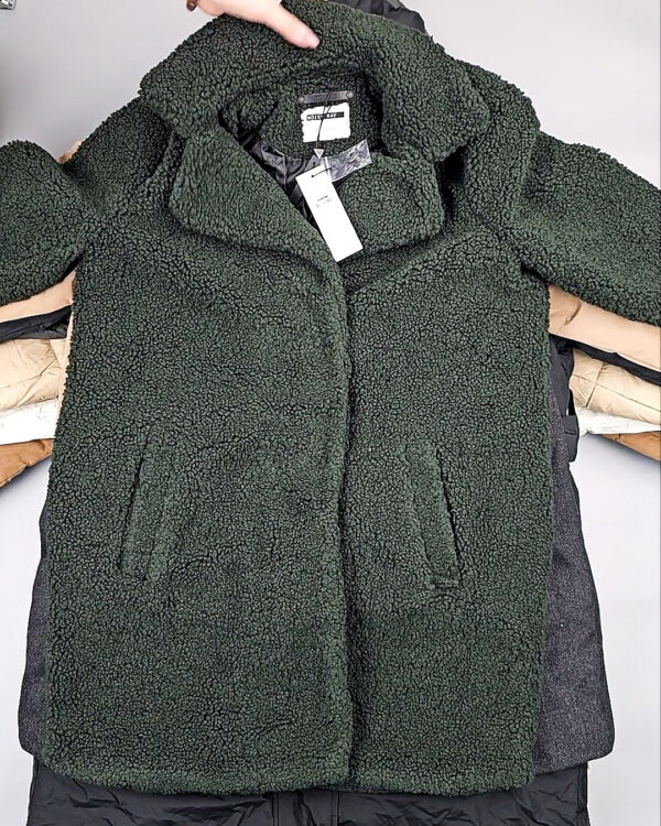 Фотография  945 - Верхняя одежда BESTSELLER Дания#11,35 кг, ЛОТ СТ-9706 оптом в Кемерово и Кемеровской области