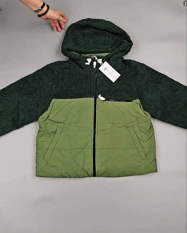 Фотография  952 - Верхняя одежда VILA 104#10 кг, ЛОТ СТ-9714 оптом в Кемерово и Кемеровской области