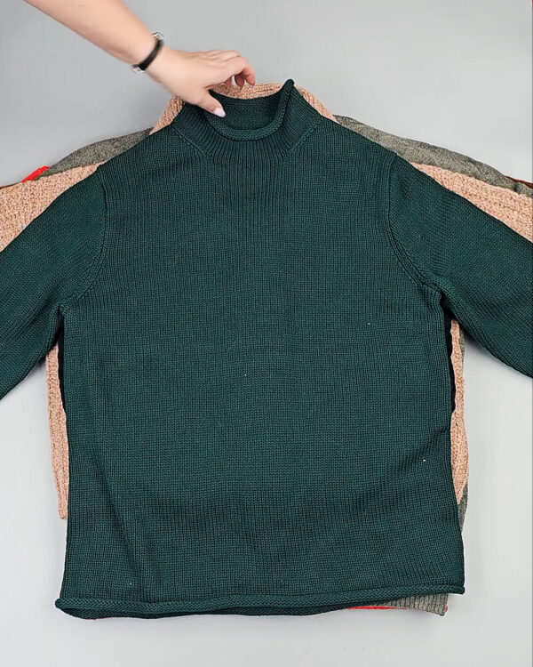 Фотография  403 - Джемпера СТОК CAN#10 кг, ЛОТ СТ-9915 оптом в Кемерово и Кемеровской области