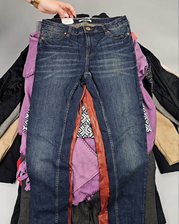 Фотография  443 - Женский микс зима (Winter mix)#20 кг, ЛОТ СХ-0206 оптом в Кемерово и Кемеровской области