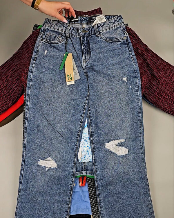 Фотография  377 - DK+Bestseller 085#16 кг, ЛОТ СТ-9950 оптом в Кемерово и Кемеровской области