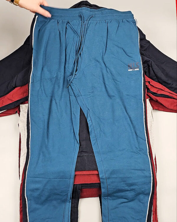 Фотография  546 - Спортивные костюмы (Herren-Trainingsanzuge voп HIS)#18 кг оптом в Кемерово и Кемеровской области