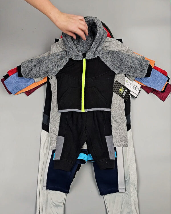 Фотография  572 - Спортивные костюмы дети CAN#6 кг, ЛОТ СТ-9739 оптом в Кемерово и Кемеровской области