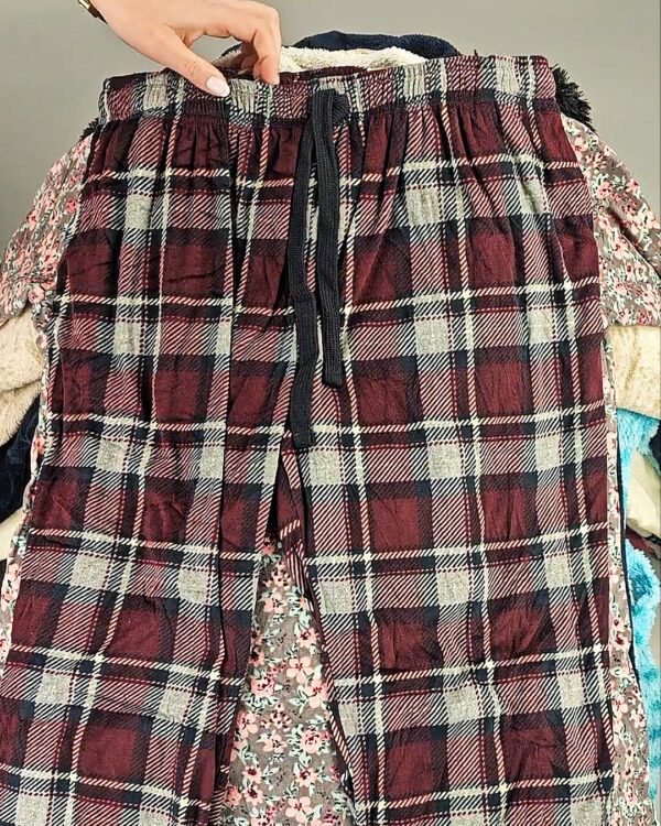 Фотография  356 - Халаты+пижамы флис Англия (SLEEPWEAR PREMIUM)#20 кг, ЛОТ СХ-0290 оптом в Кемерово и Кемеровской области