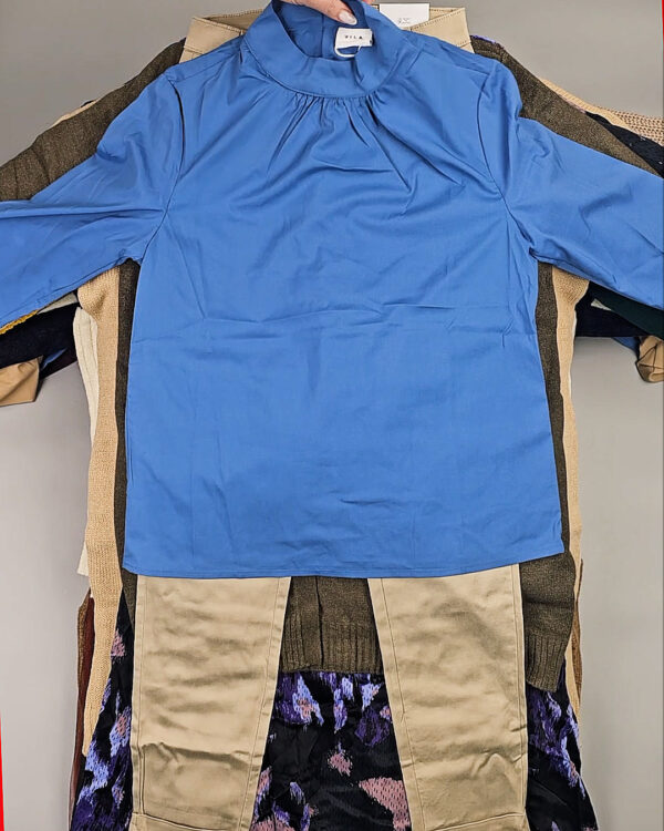 Фотография  254 - VILA Winter mix 104#15 кг, ЛОТ СТ-10080 оптом в Кемерово и Кемеровской области