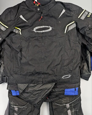 Фотография  357 - МОТО одежда mix БМ#20 кг, ЛОТ СХ-0278 оптом в Кемерово и Кемеровской области