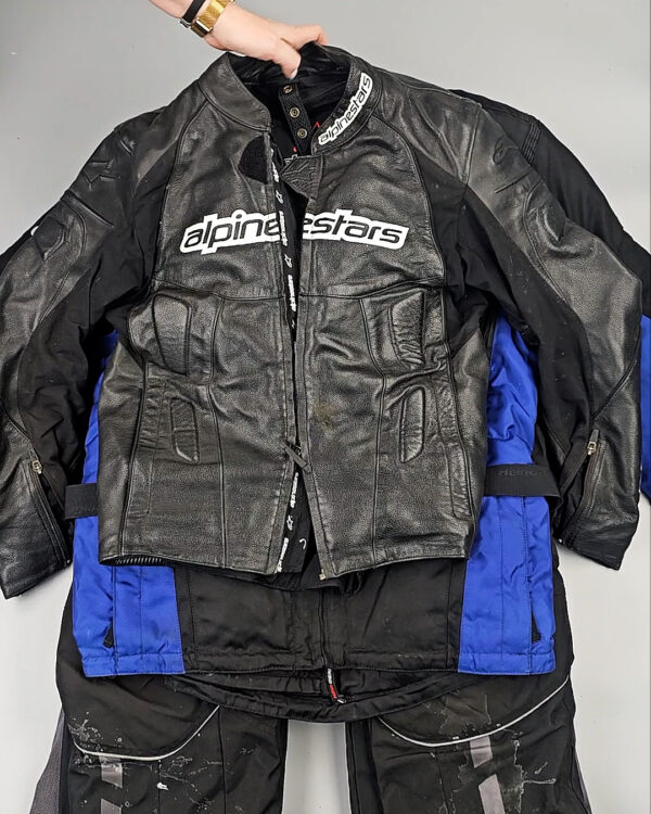 Фотография  614 - МОТО одежда mix БМ#20 кг, ЛОТ СХ-0278 оптом в Кемерово и Кемеровской области