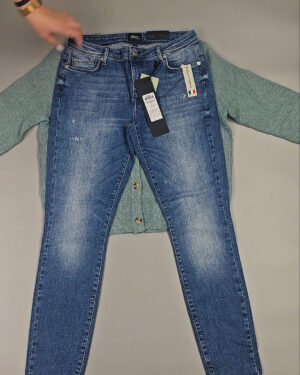 Фотография  450 - DK+Bestseller Winter mix 064#9,2 кг, ЛОТ СТ-10090 оптом в Кемерово и Кемеровской области